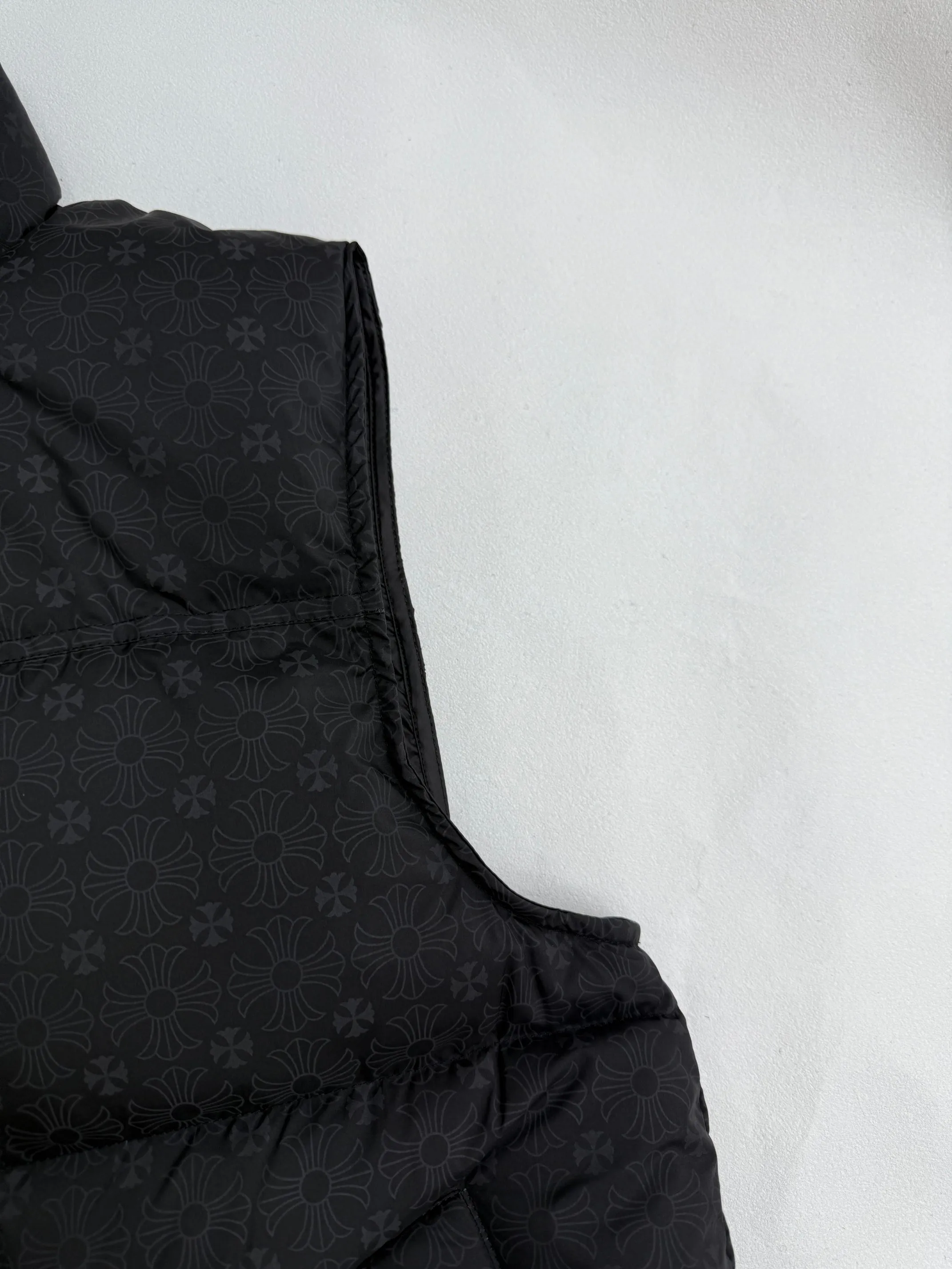 P820 ​​Chrome Hearts Chrome Hearts Sanskrit full-print jacquard down vest S/M/L/XL